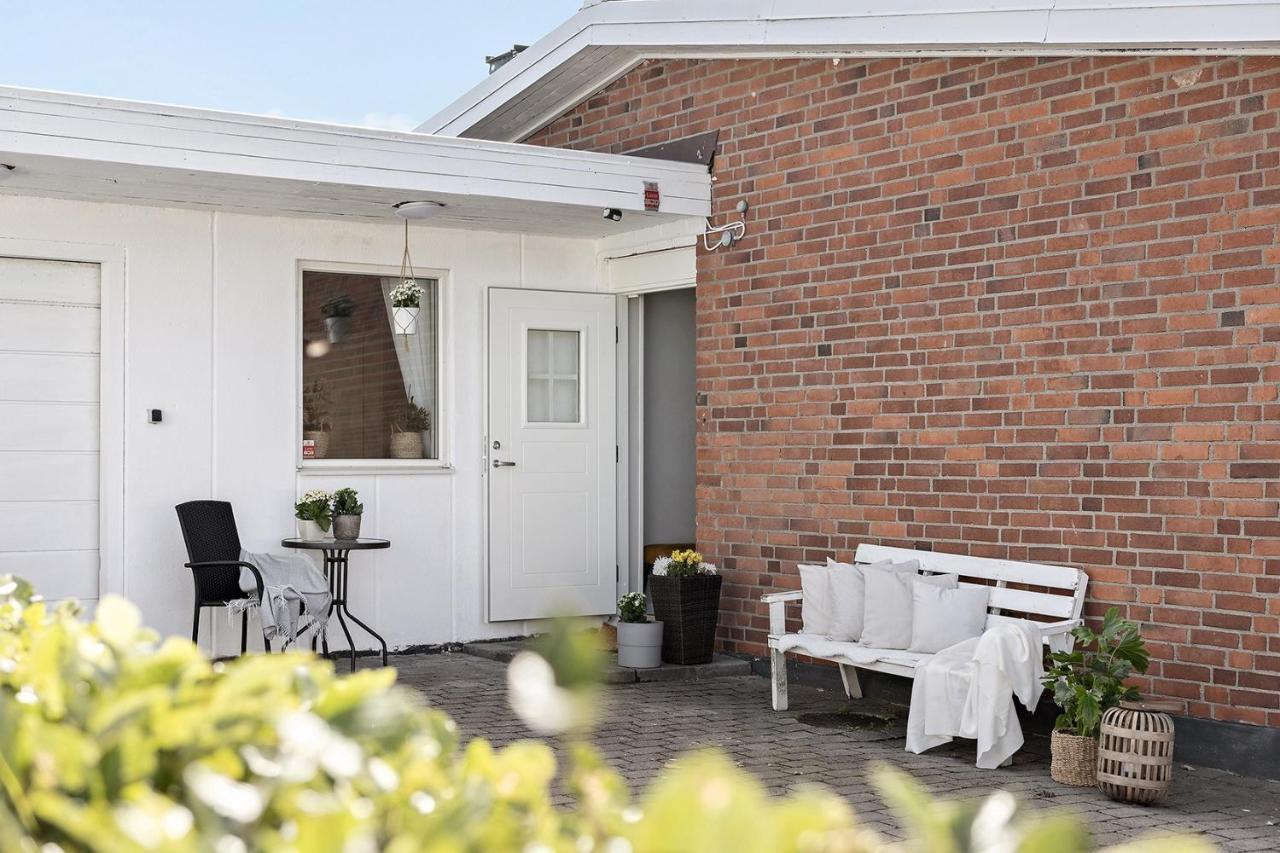 Harlig Villa I Savedalen 10 Min Till Goteborg Bagian luar foto